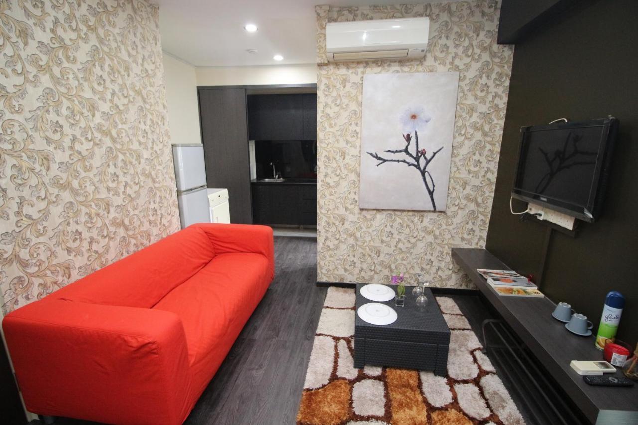 سنغافورة Jjh Serviced Apartments Near Serangoon Mrt المظهر الخارجي الصورة